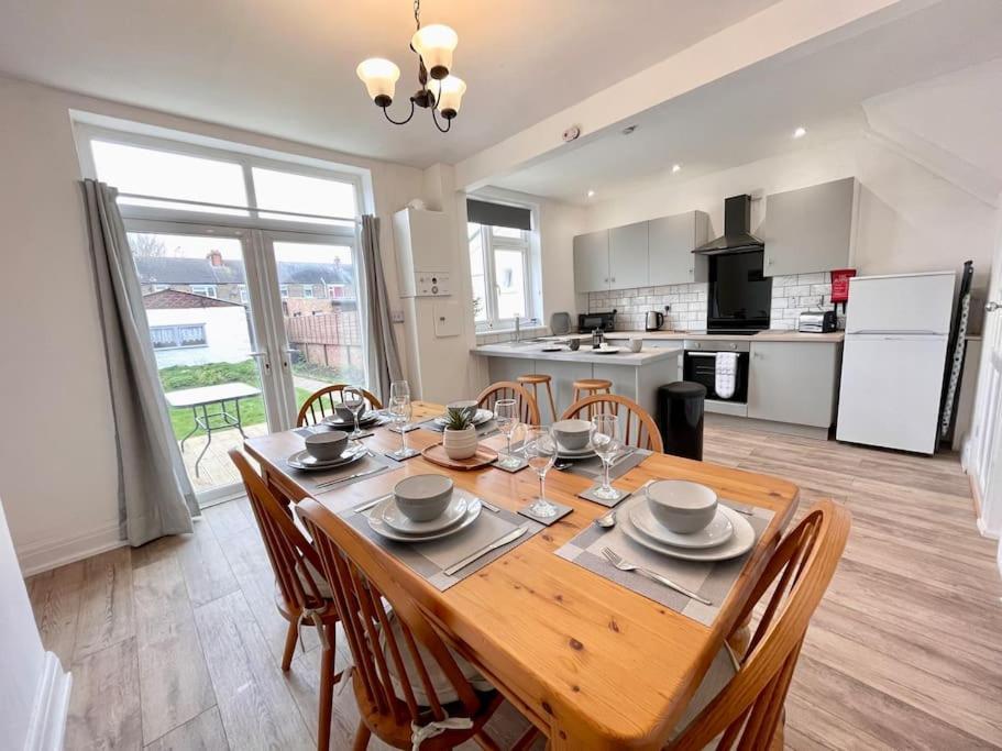 Portsmouth 3 Bedroom Getaway, Sleeps 6 Exterior foto